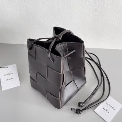보테가 베네타 680218 18x14x14cm