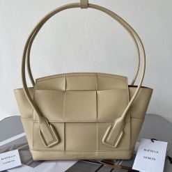 보테가 베네타 Arco 38x33x6cm