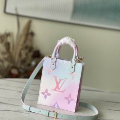 루이비통 Petit Sac Plat M81341 14x17x5cm